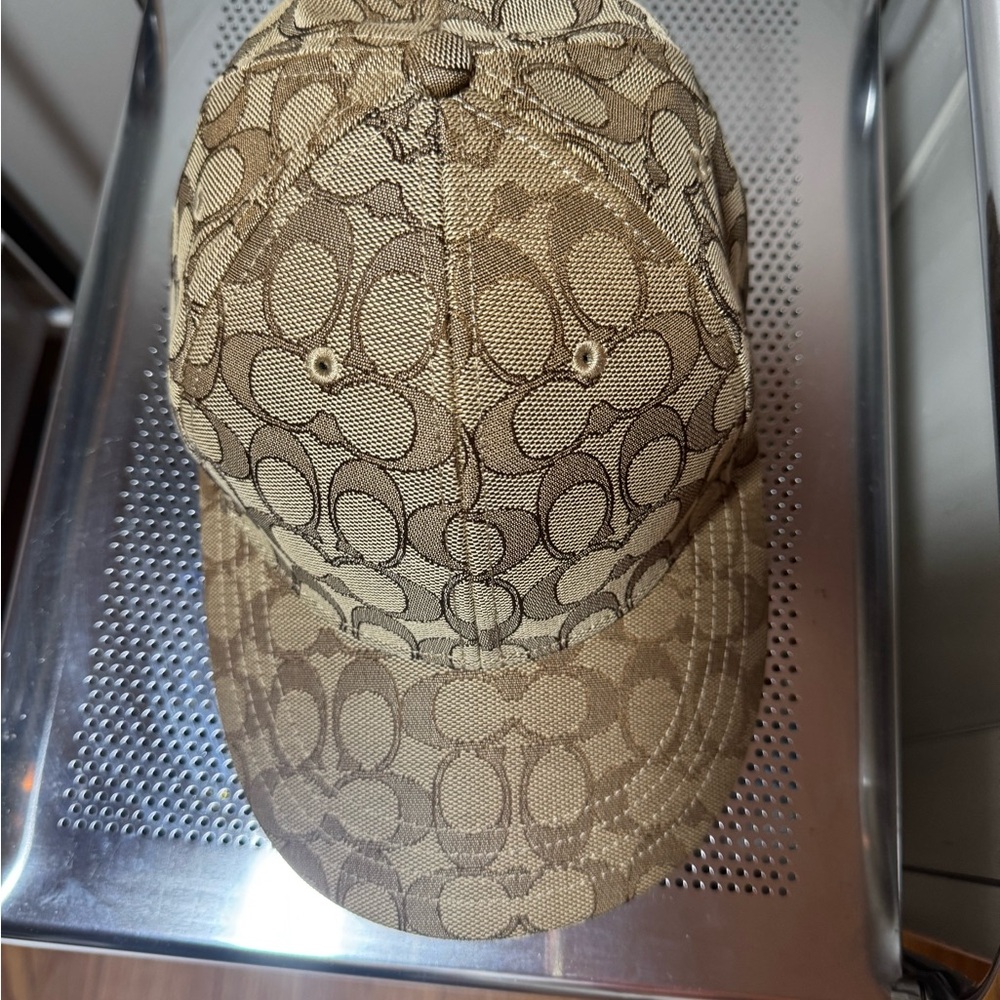 Coach Brown Signature Pattern Women's Hat